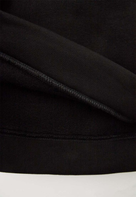 Толстовка в черном цвете Толстовка в черном цвете